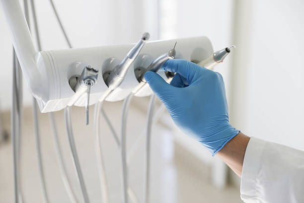 Professional Teeth Cleaning And Checkup technician working in Lincolnwood, IL